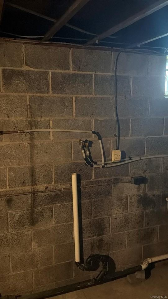 571 Temple Hill Rd - Photo 4 of 35