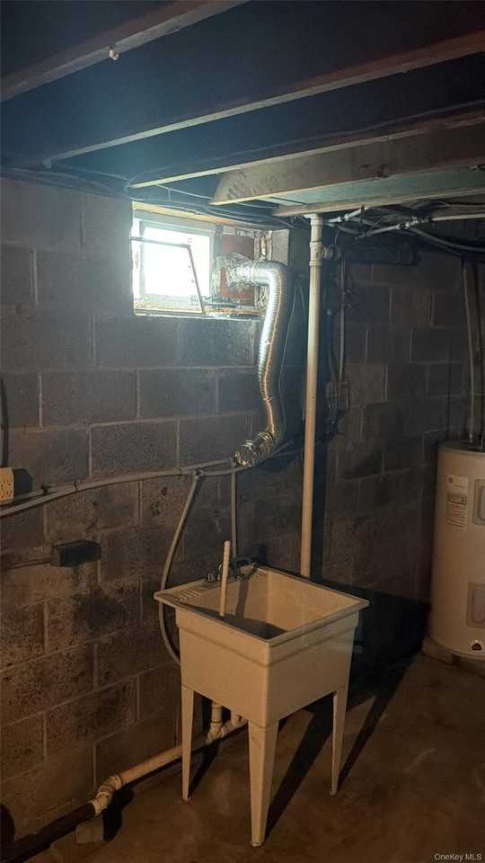 571 Temple Hill Rd - Photo 5 of 35