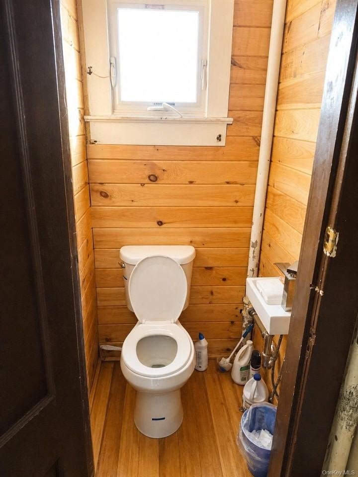 39 Crescent Pl - Photo 6 of 12