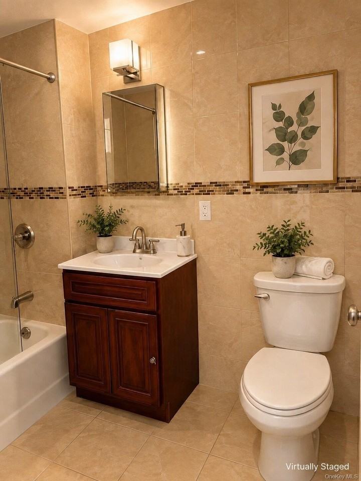 2230 College Point Blvd #2G - Photo 6 of 11