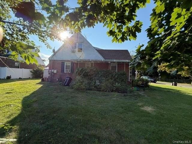 134 Stuart Ave - Photo 3 of 9