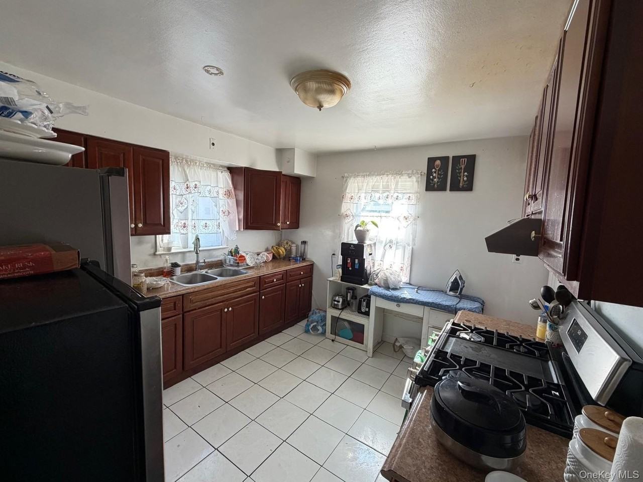 134 Stuart Ave - Photo 6 of 9