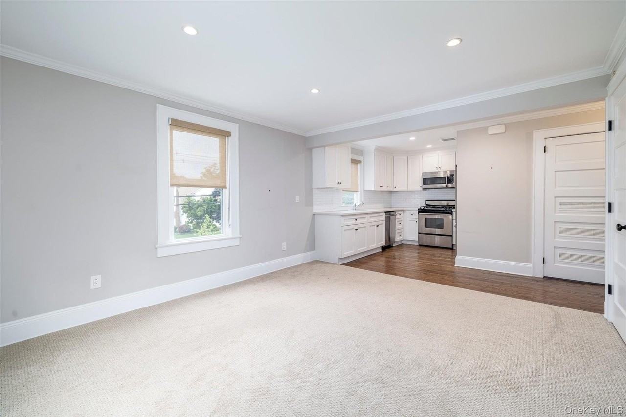 42 Woodland Ave - Photo 5 of 16