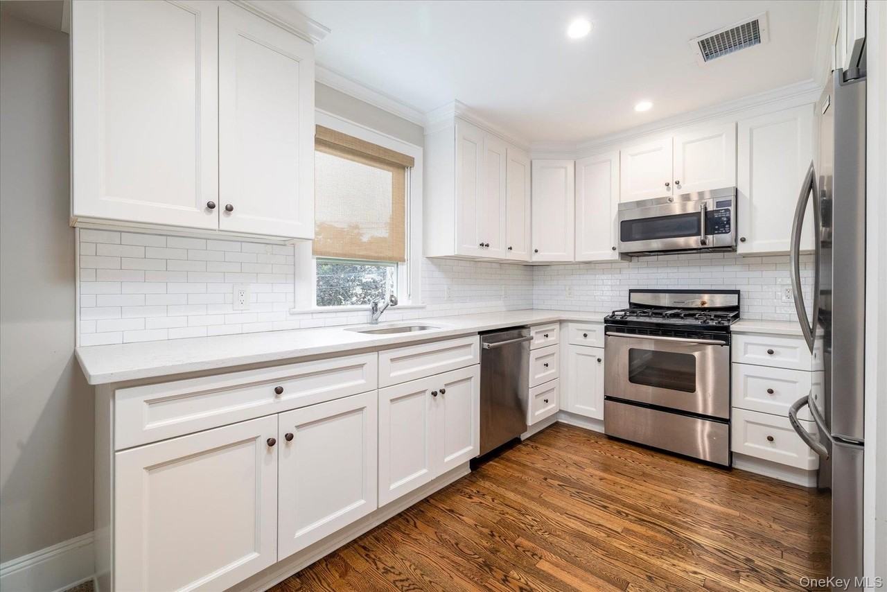 42 Woodland Ave - Photo 7 of 16