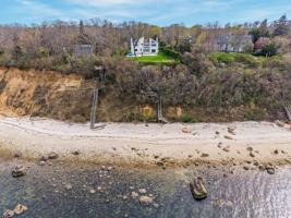 featured image of 16125 Soundview Ave