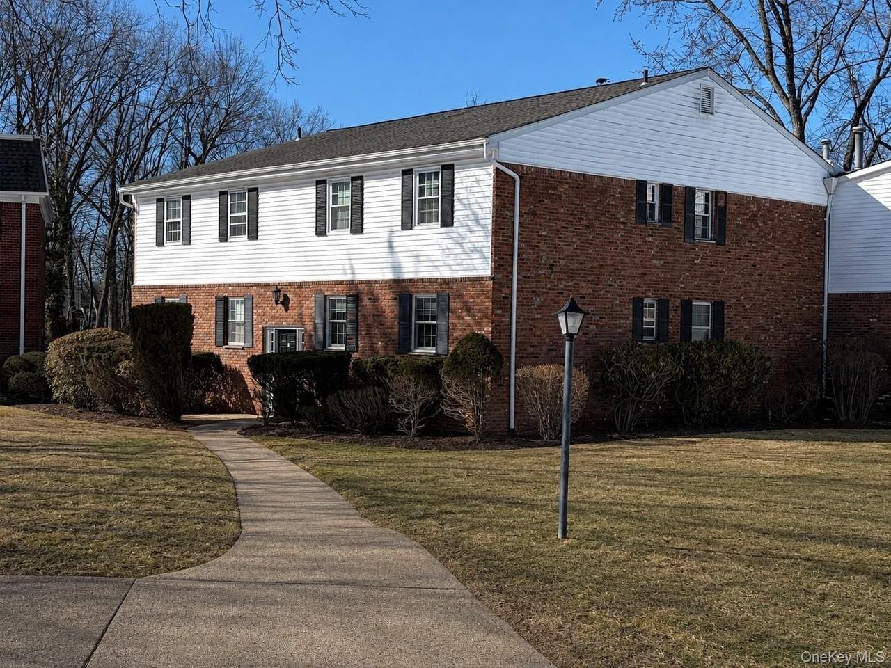 7 Essex Ln #B3 - Photo 2 of 25