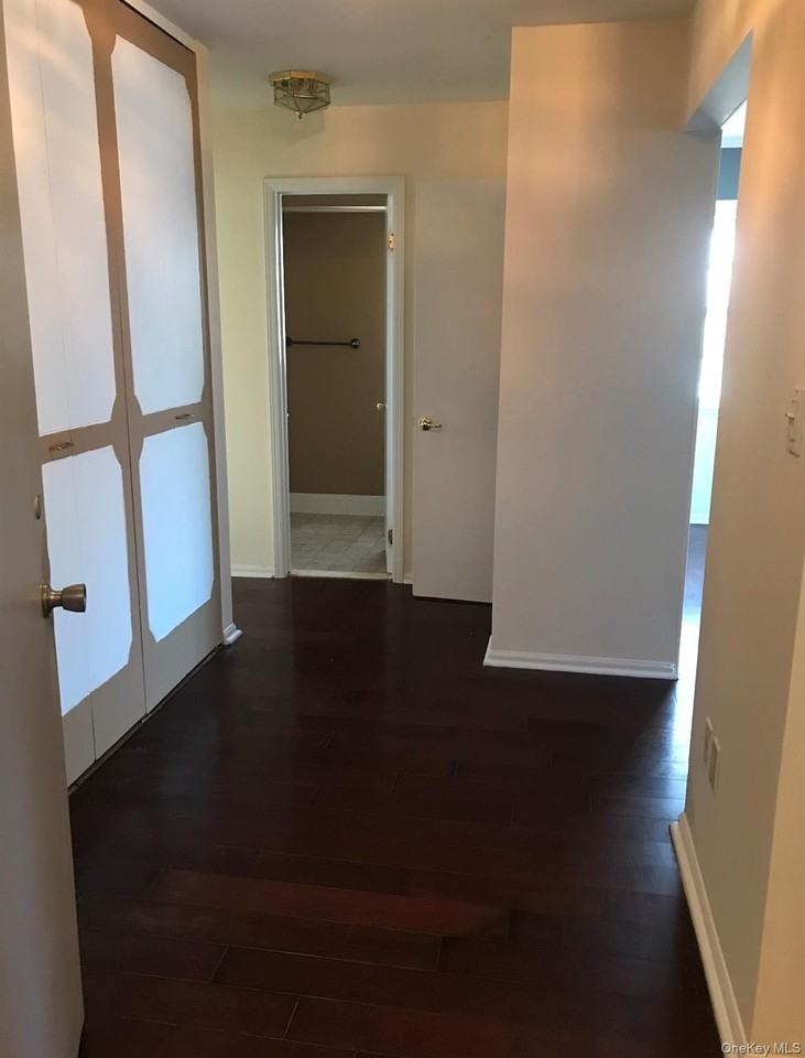 7 Essex Ln #B3 - Photo 4 of 25