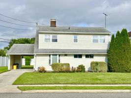 featured image of 471 Division Ave