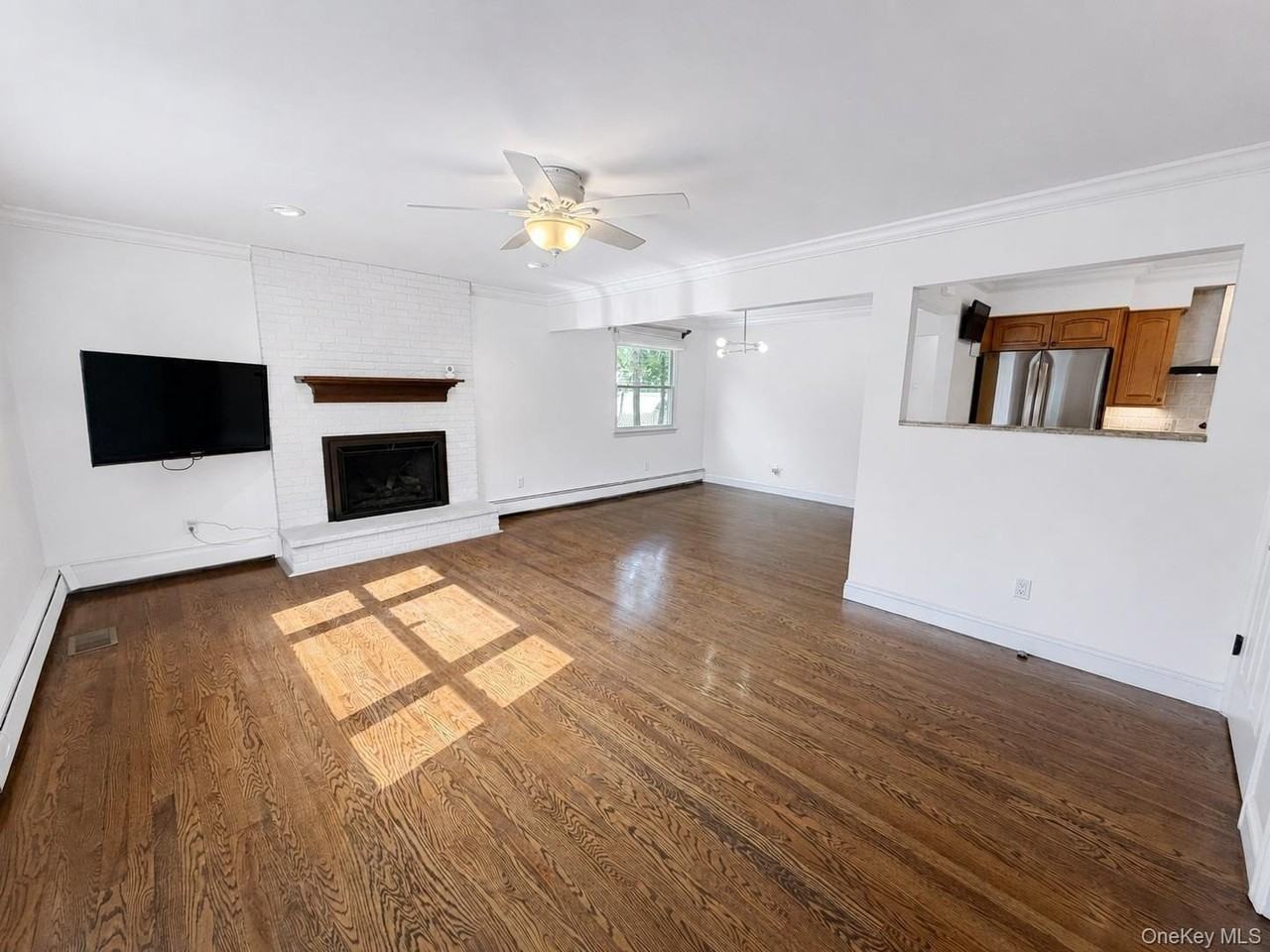 40 Edgewood Rd #1stFLUNIT1 - Photo 3 of 17