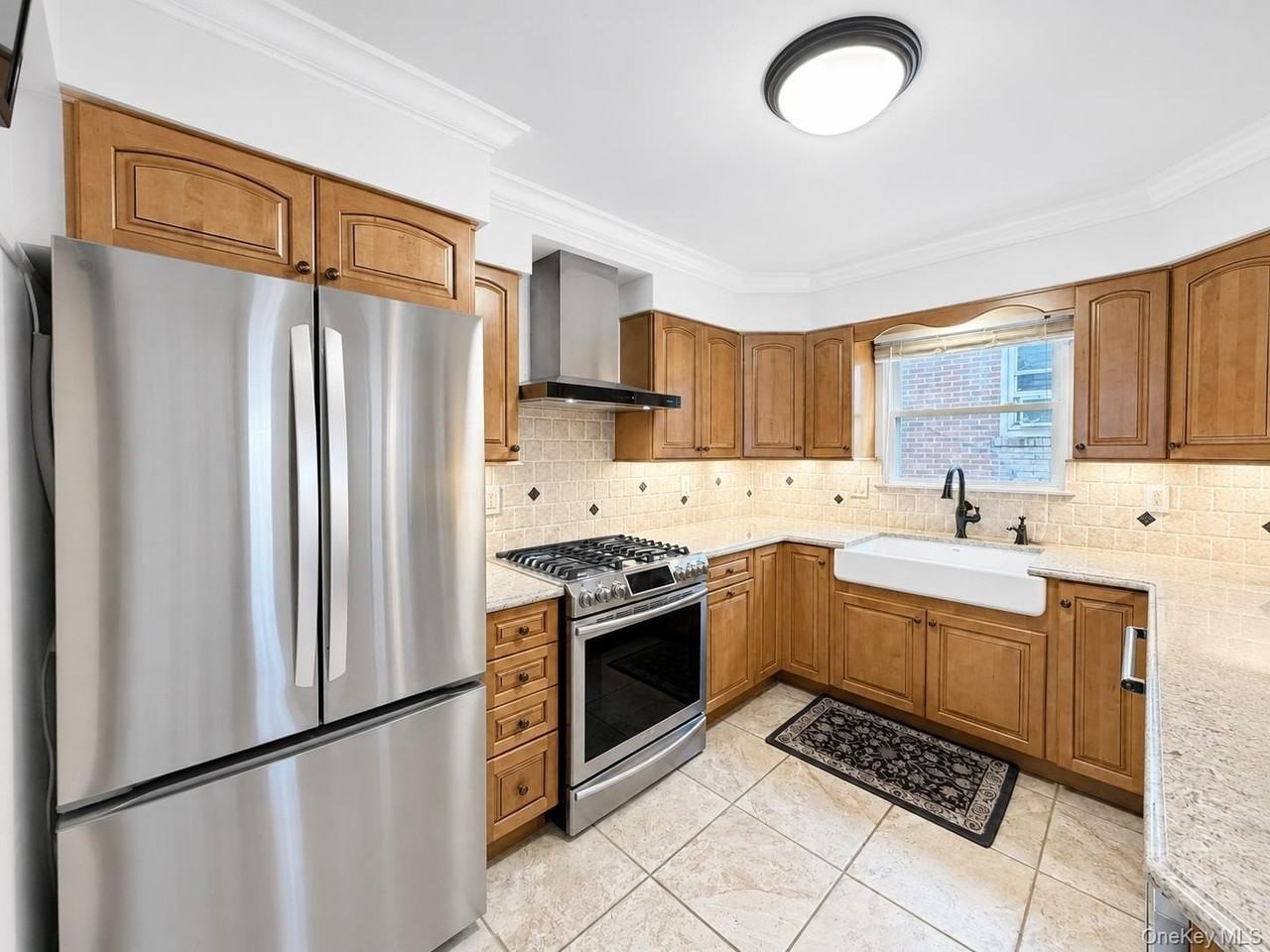 40 Edgewood Rd #1stFLUNIT1 - Photo 4 of 17