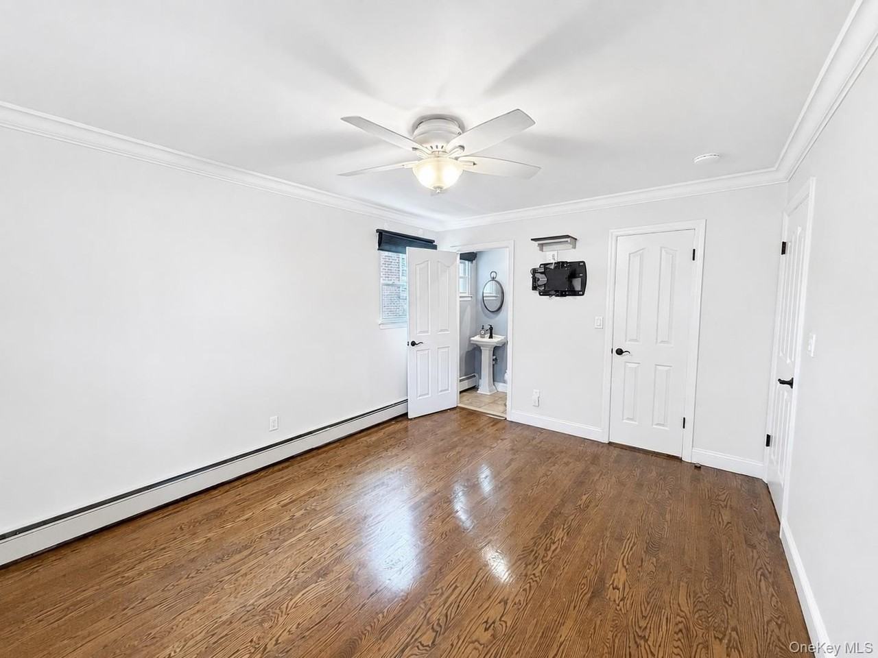 40 Edgewood Rd #1stFLUNIT1 - Photo 6 of 17