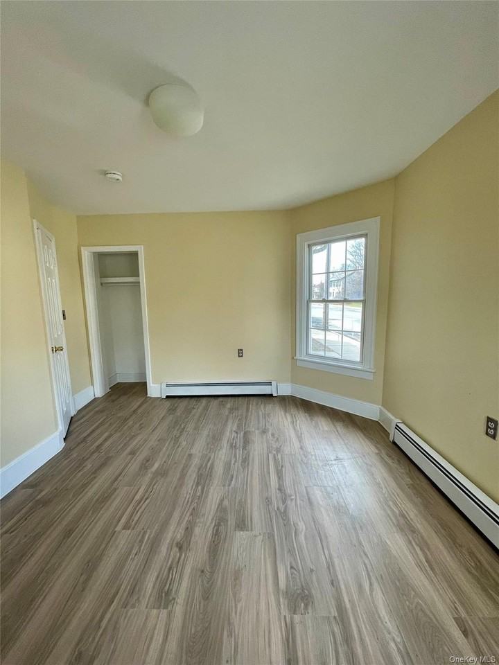 46 E Market St #B - Photo 6 of 10