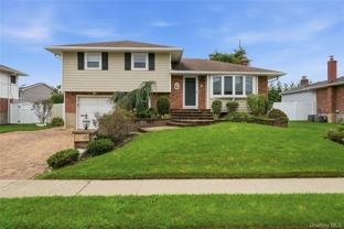 14 Oak Dr - Photo 1 of 1