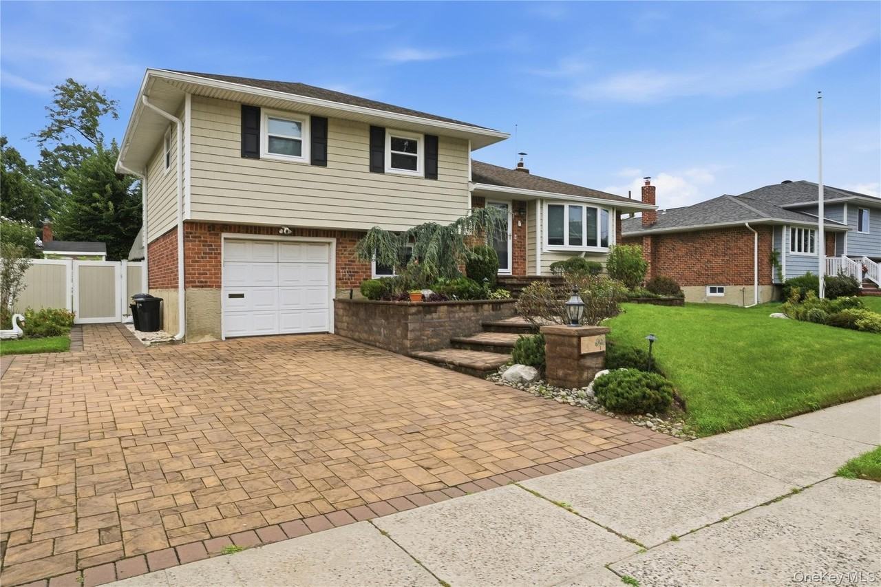 14 Oak Dr - Photo 2 of 33