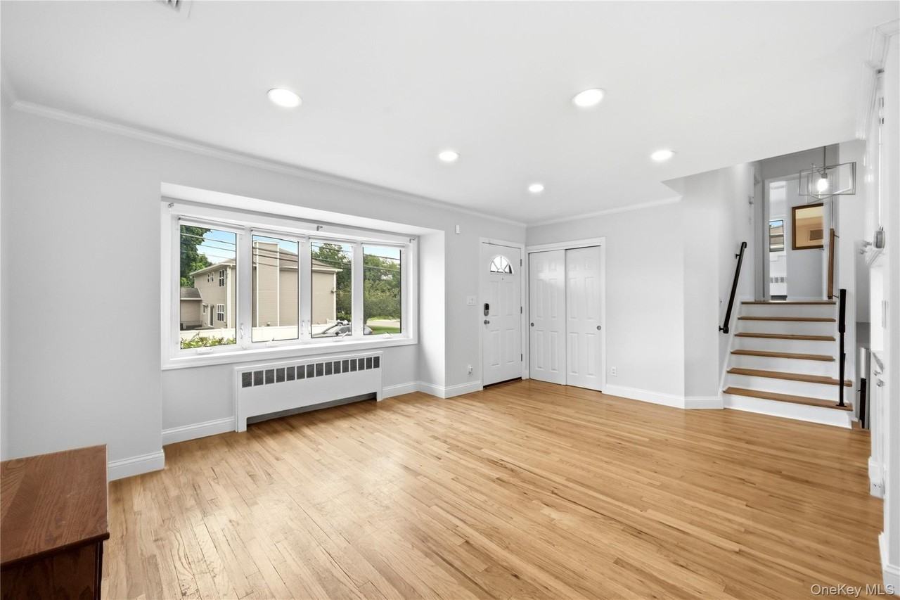 14 Oak Dr - Photo 5 of 33