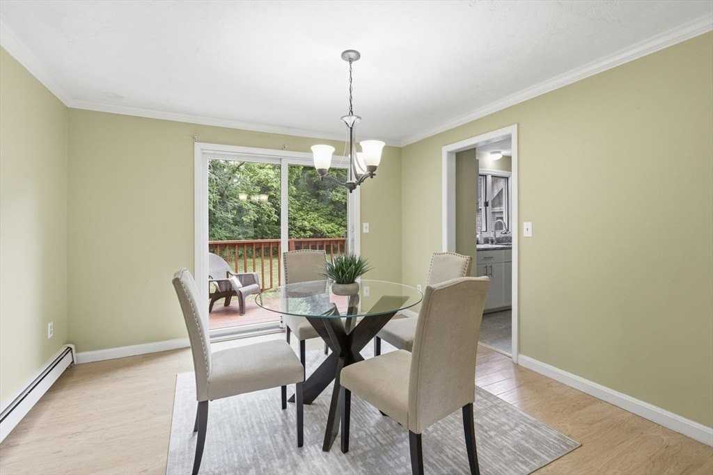 51 Hosmer St - Photo 7 of 42