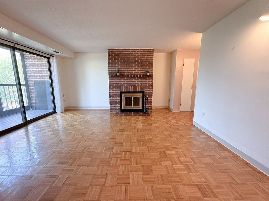 1580 Massachusetts Ave #5G - Photo 2 of 29