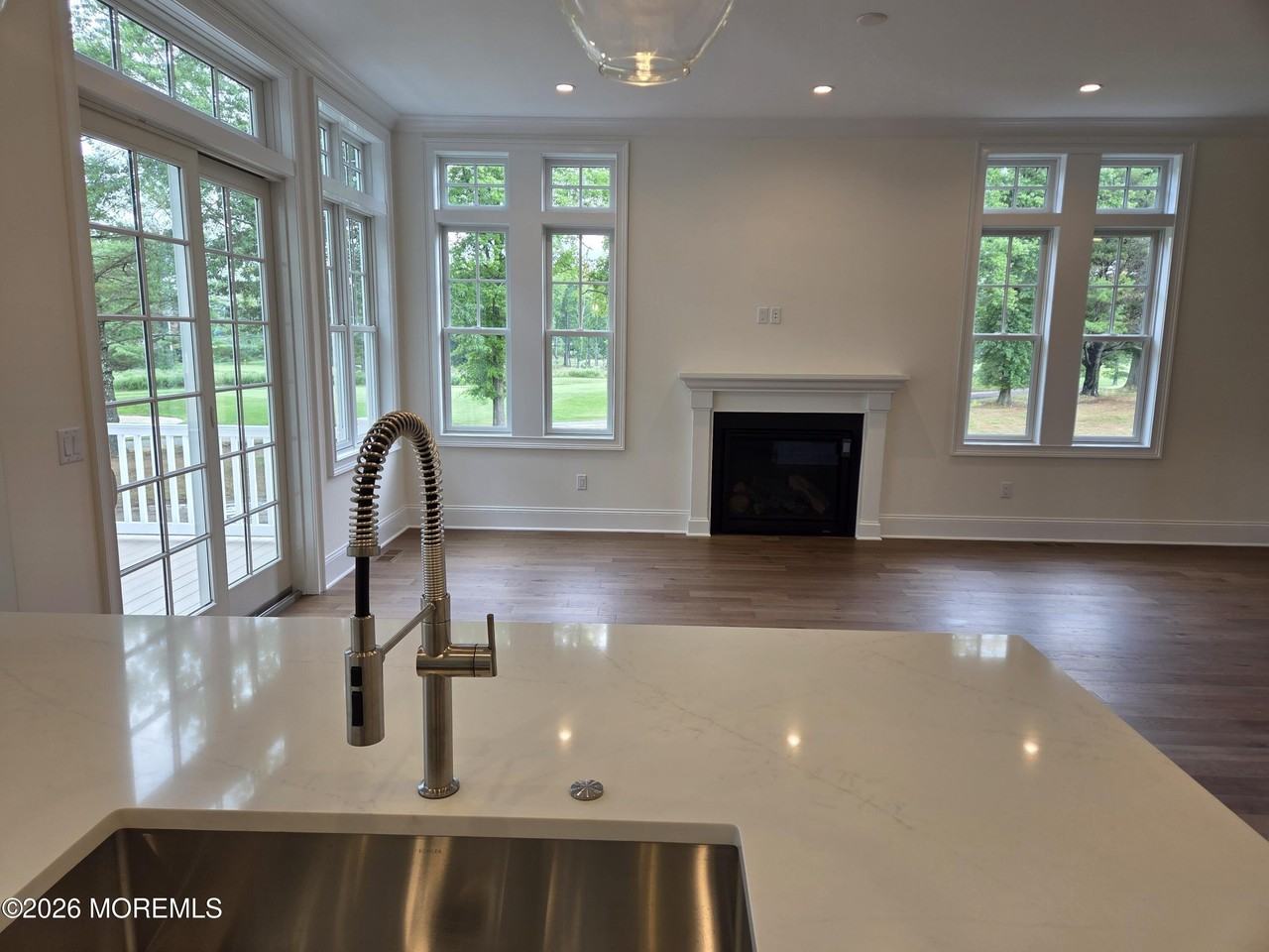 156 Eagle Way - Photo 3 of 12