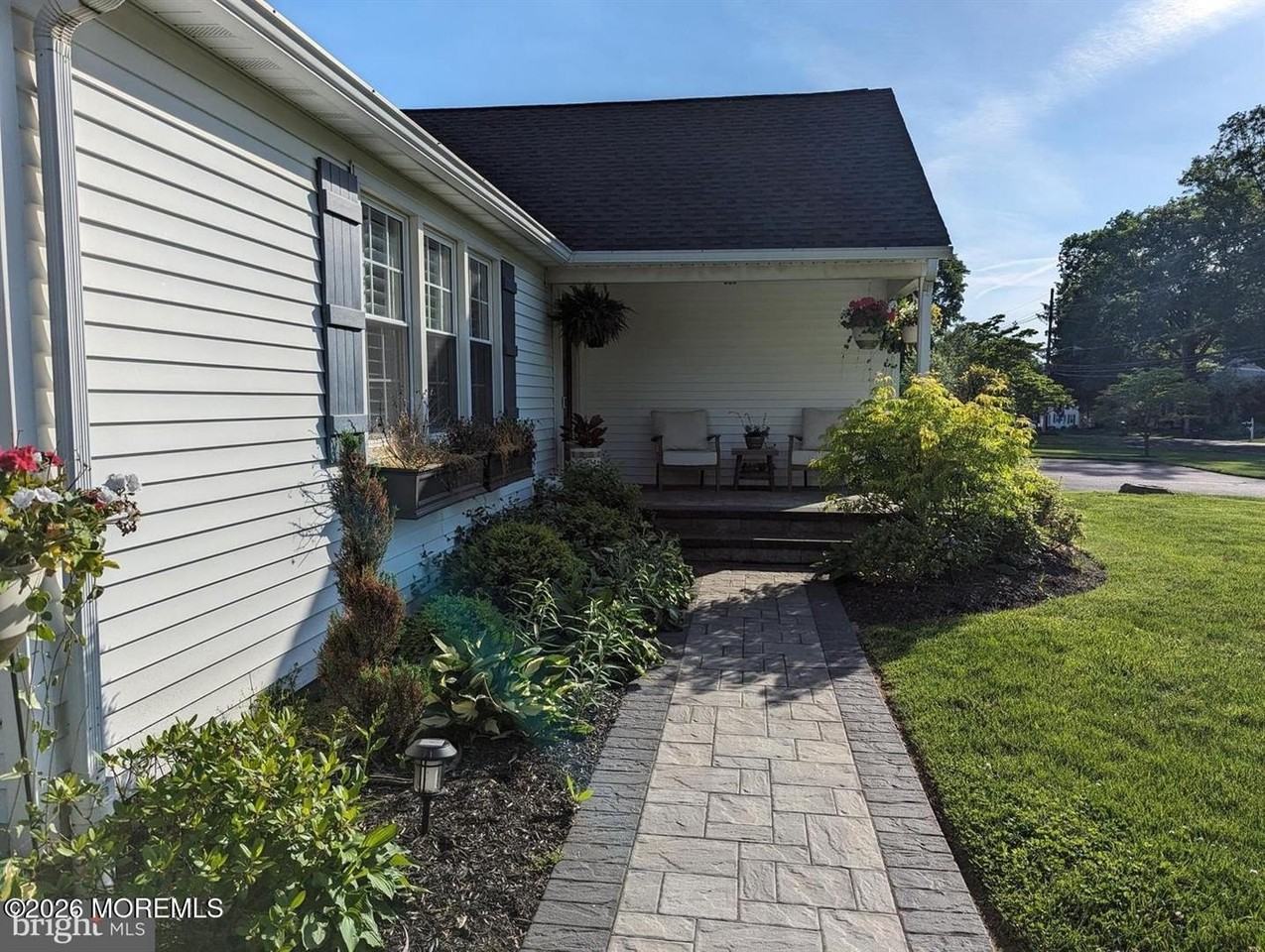 149 S Main St - Photo 6 of 50