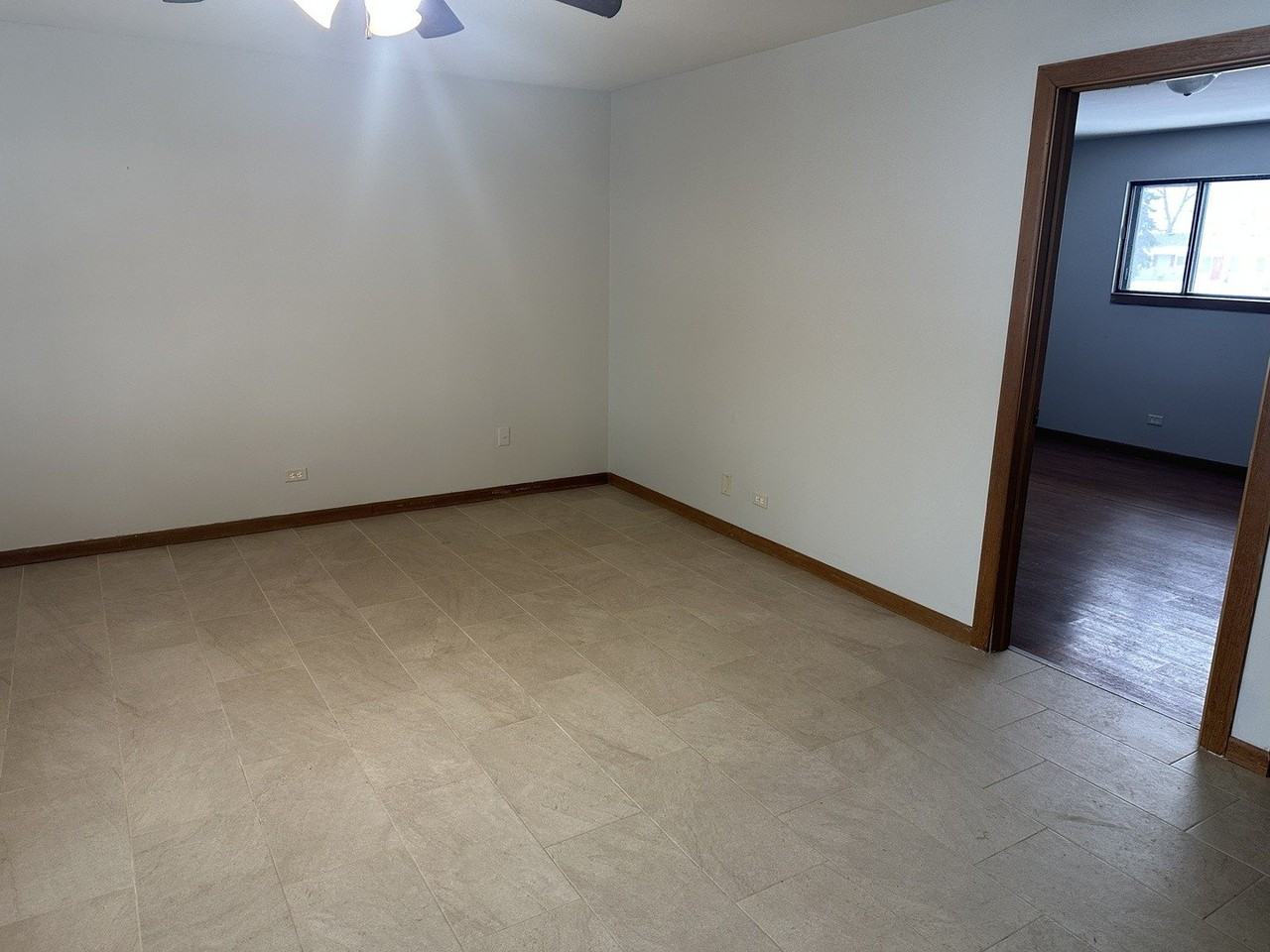 440 E Jefferson Ave #4 - Photo 6 of 11