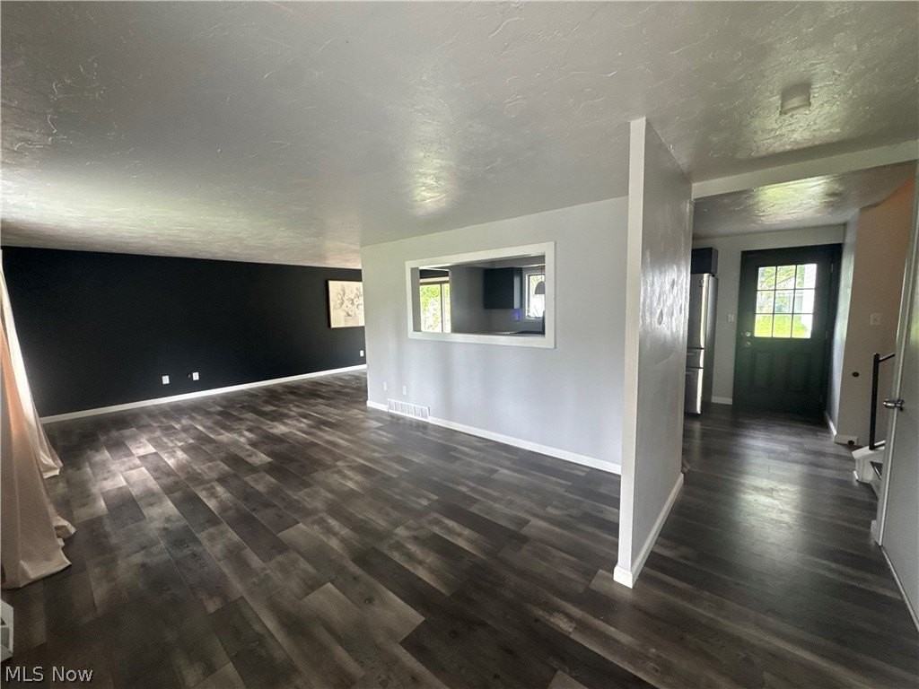 4173 Cambridge Ave - Photo 2 of 28