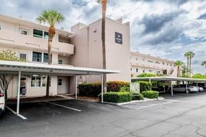 featured image of 7401 Bay Island Dr S