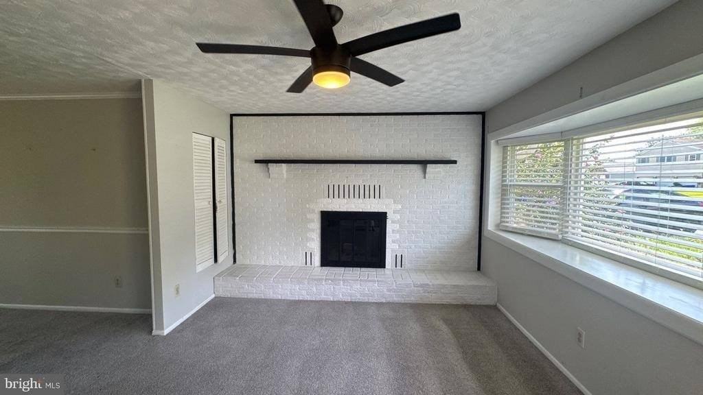6628 Pheasant Dr - Photo 2 of 22