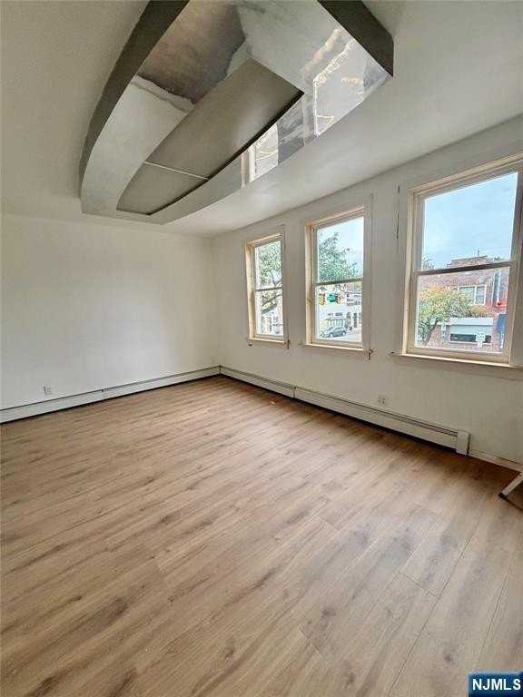 329 Broad Ave #2FL - Photo 2 of 7