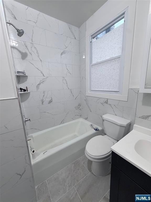 329 Broad Ave #2FL - Photo 5 of 7