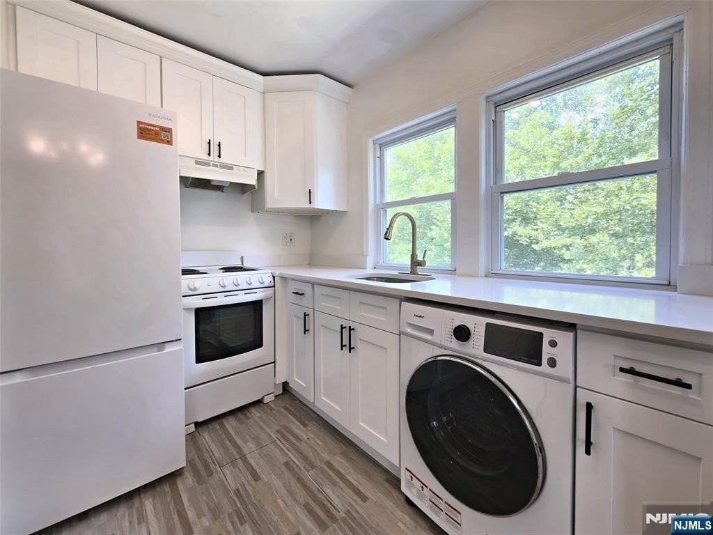 111 Grand Ave - Photo 4 of 20
