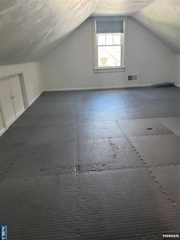 15 Brook St - Photo 4 of 16