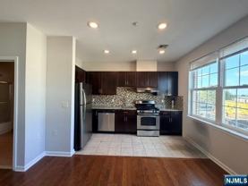 1209 Summit Ave #405 - Photo 1 of 1