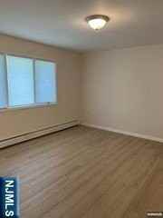 523 2nd St #2FL - Photo 6 of 12