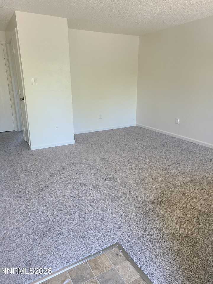 300 S Pratt Ave #13 - Photo 3 of 5