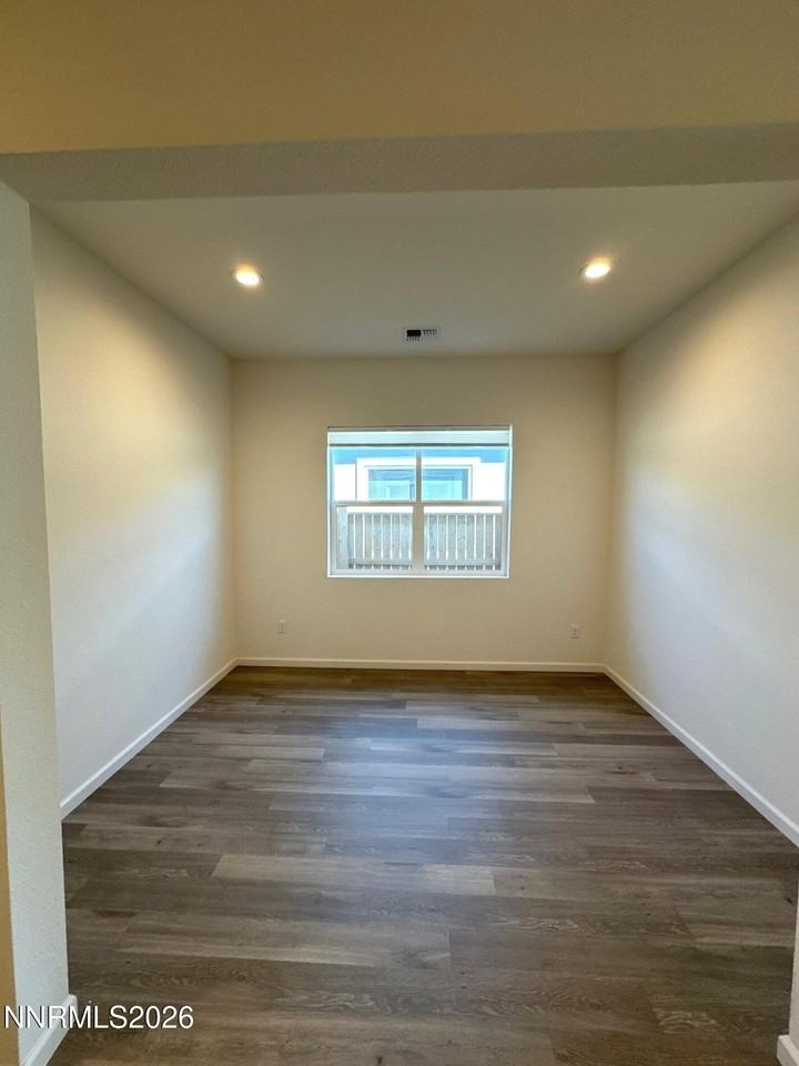 7860 Hoback Dr - Photo 6 of 15