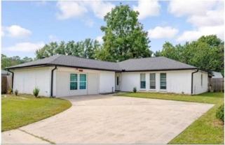 105 Drury Ln - Photo 1 of 1