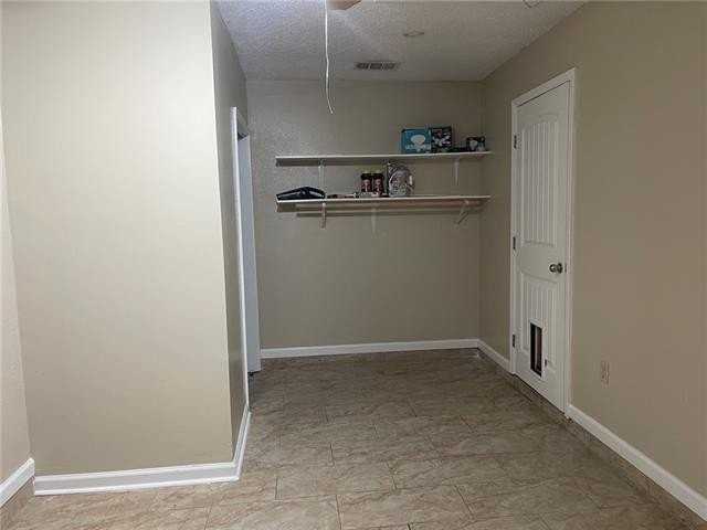 2720 Cardinal Dr - Photo 6 of 15