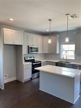 70451 3rd St - Photo 3 of 9