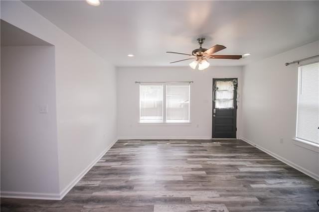 837 Canton St - Photo 6 of 20