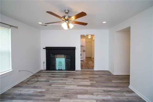 837 Canton St - Photo 7 of 20