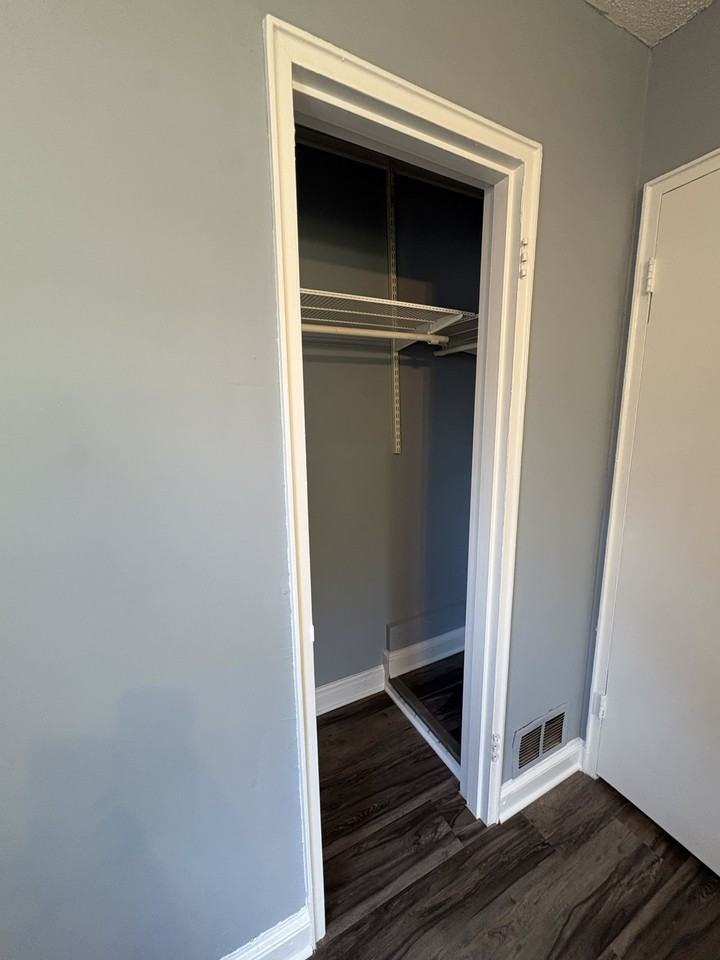 644 Burns St Se #1 - Photo 6 of 7