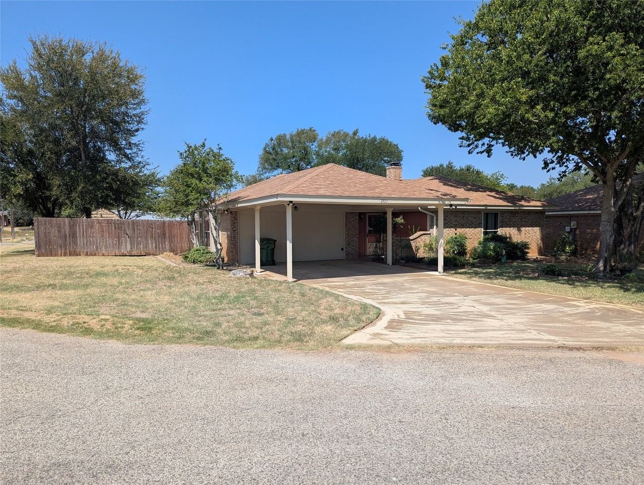 2100 N Rough Creek Ct - Photo 2 of 27