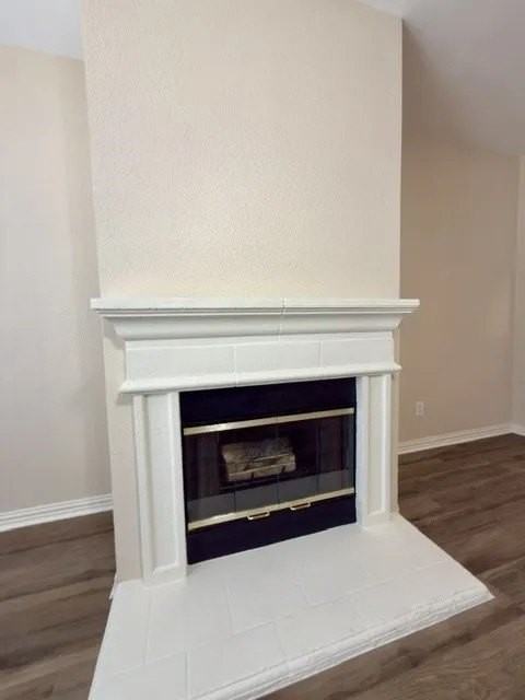 4425 Park Creek Ct - Photo 3 of 21