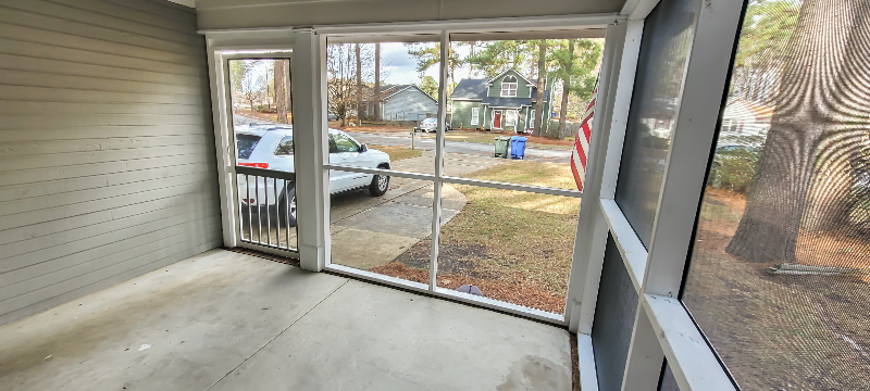 3987 Loufield Dr - Photo 3 of 23