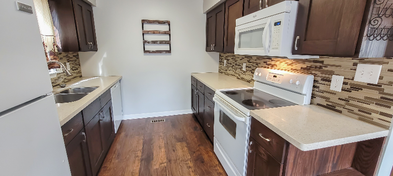 3987 Loufield Dr - Photo 7 of 23