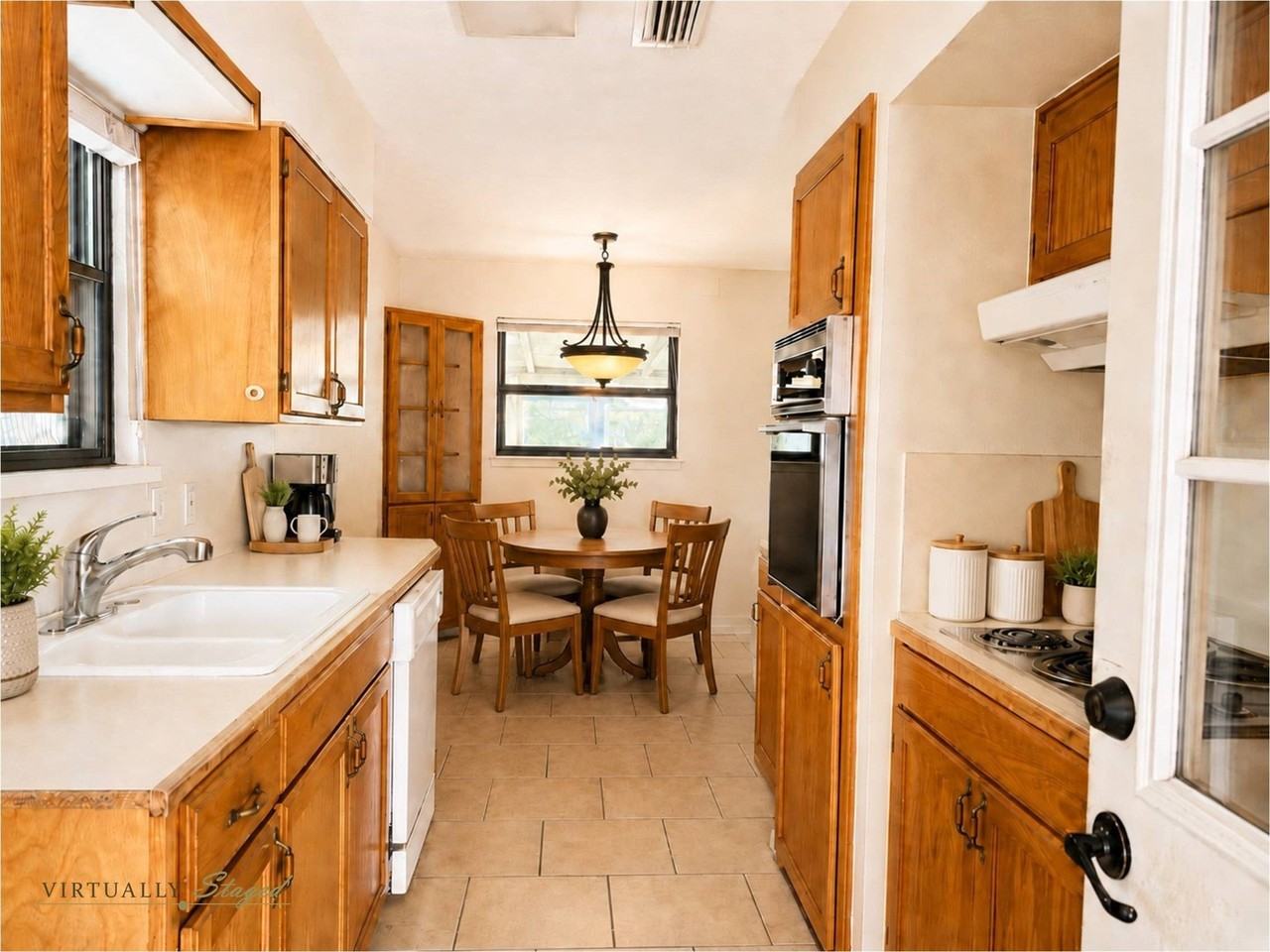 2025 Meadow Gln - Photo 6 of 15