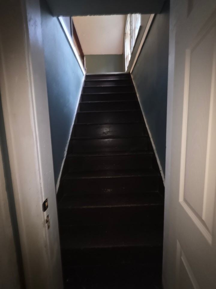2230 N Sheridan Rd - Photo 4 of 10