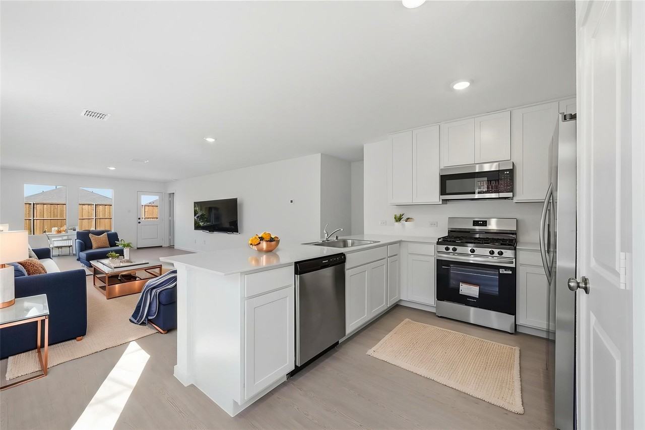 1617 Elliott Rd - Photo 4 of 22