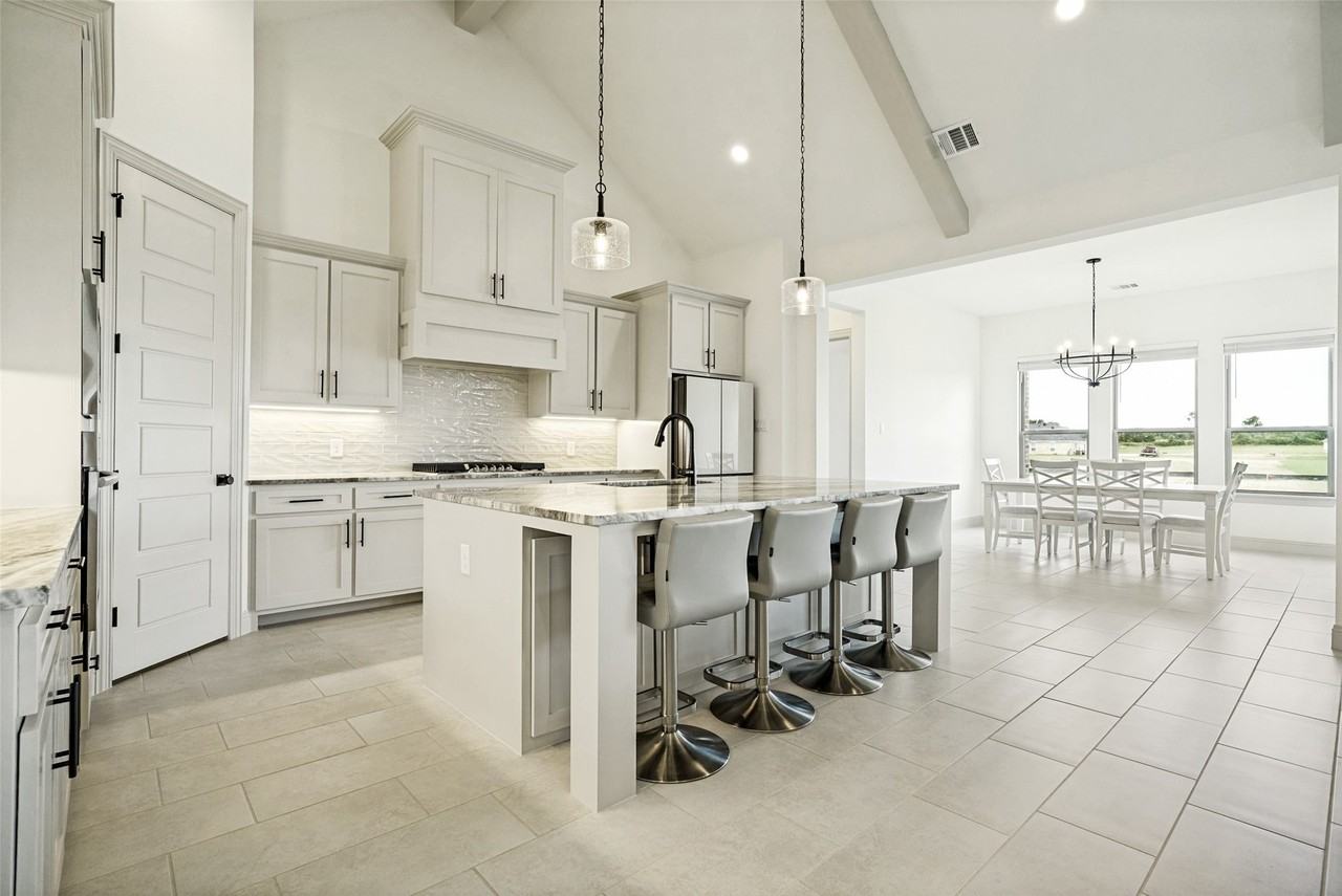 9459 Zion Hill Rd - Photo 2 of 27