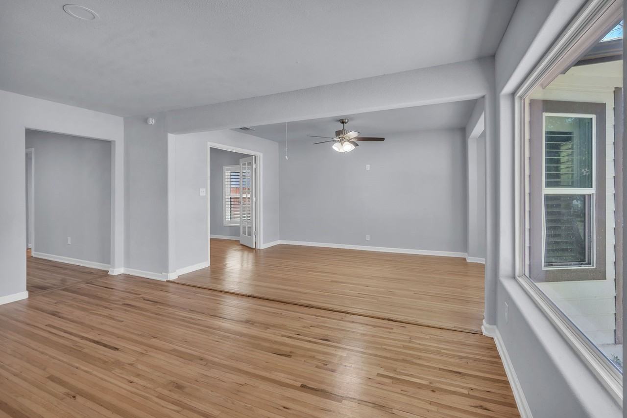 2933 S Hills Ave - Photo 5 of 20